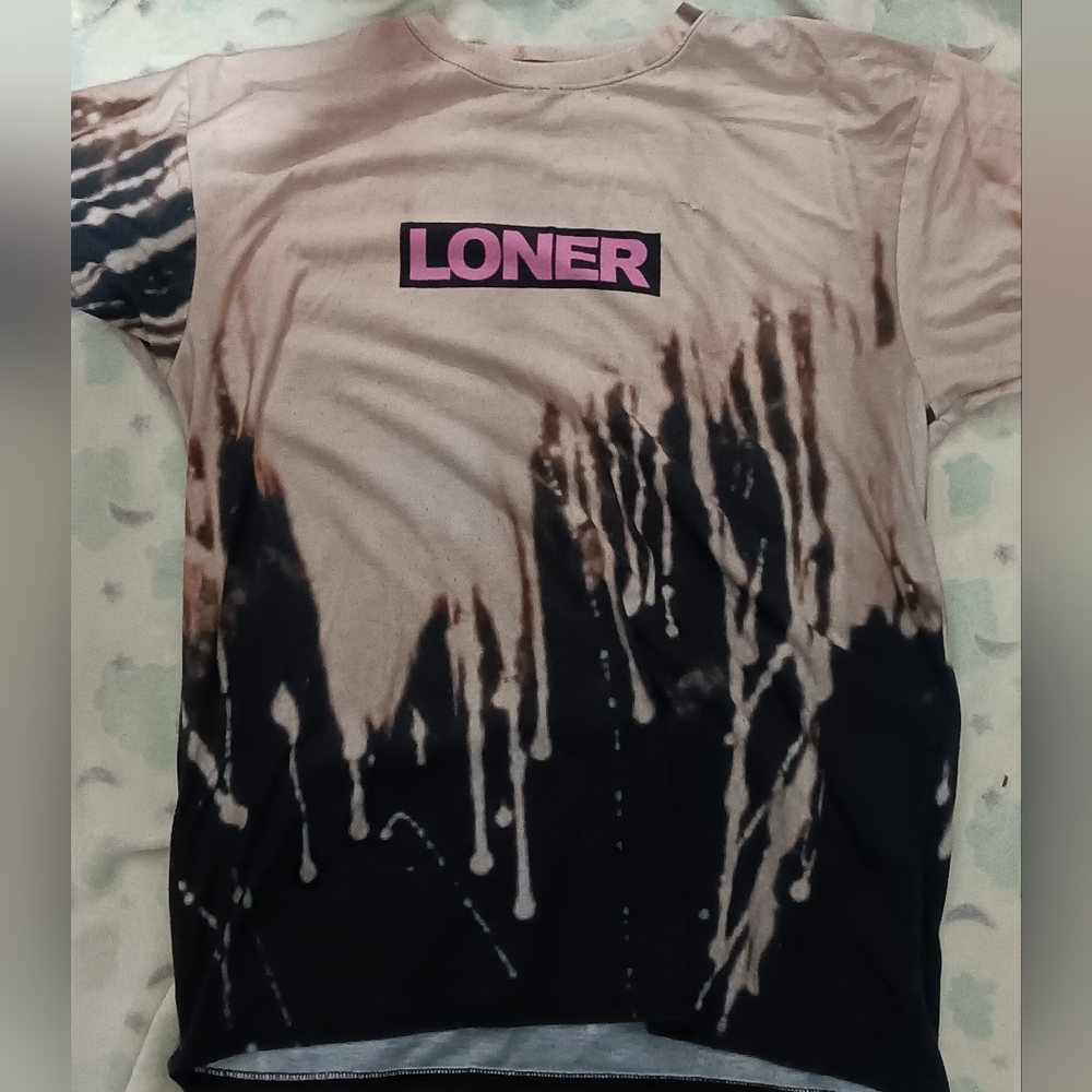 XL Loner Drip dye Shirt